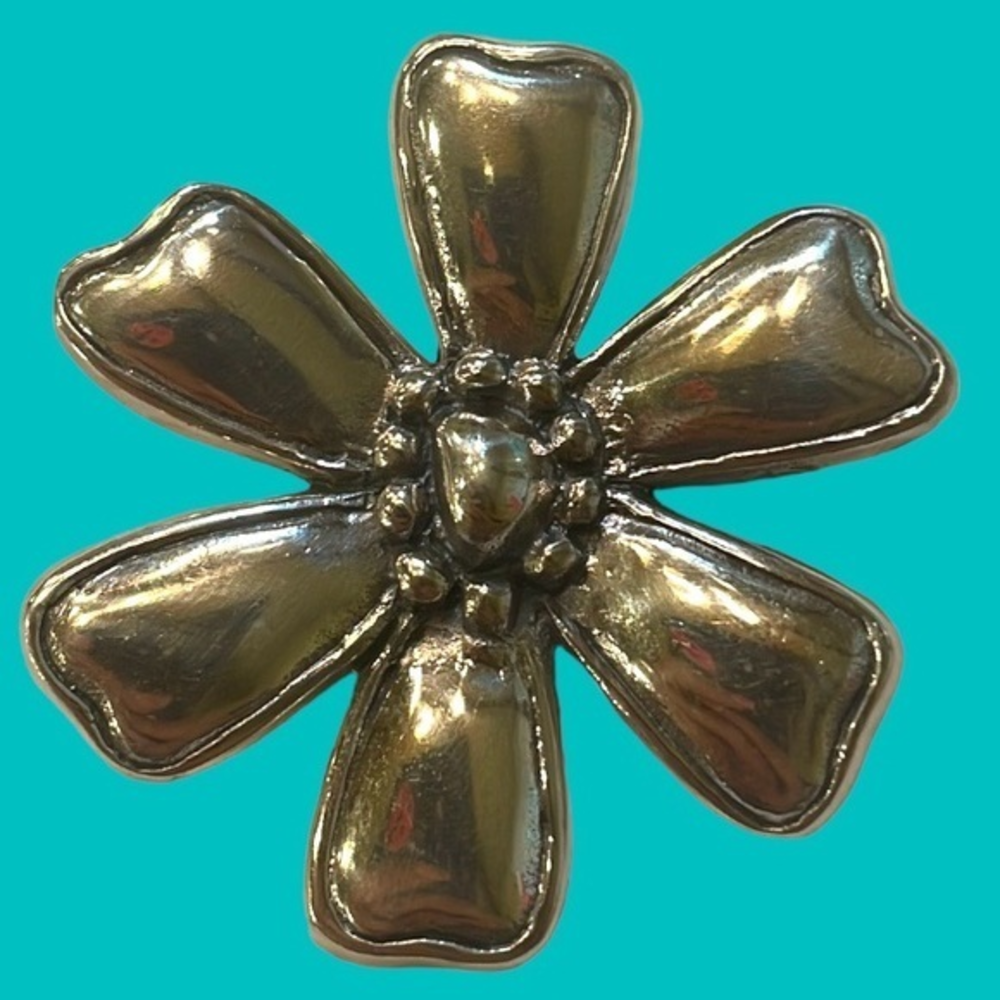 TIARA MISU‎ FLOWER BROOCH PENDANT